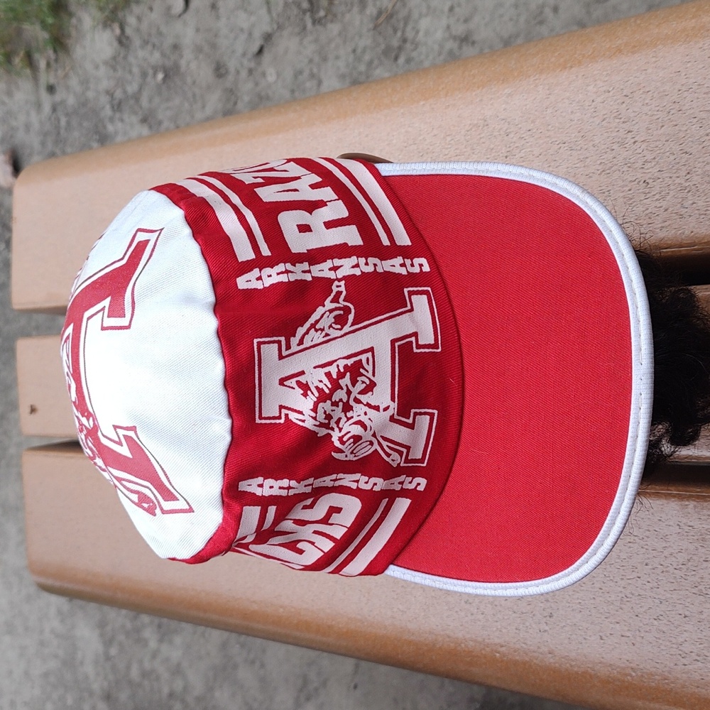 Vtg NCAA Arkansas Razorbacks Elastic Fitted Screen Printed Logo Painter Hat Cap
